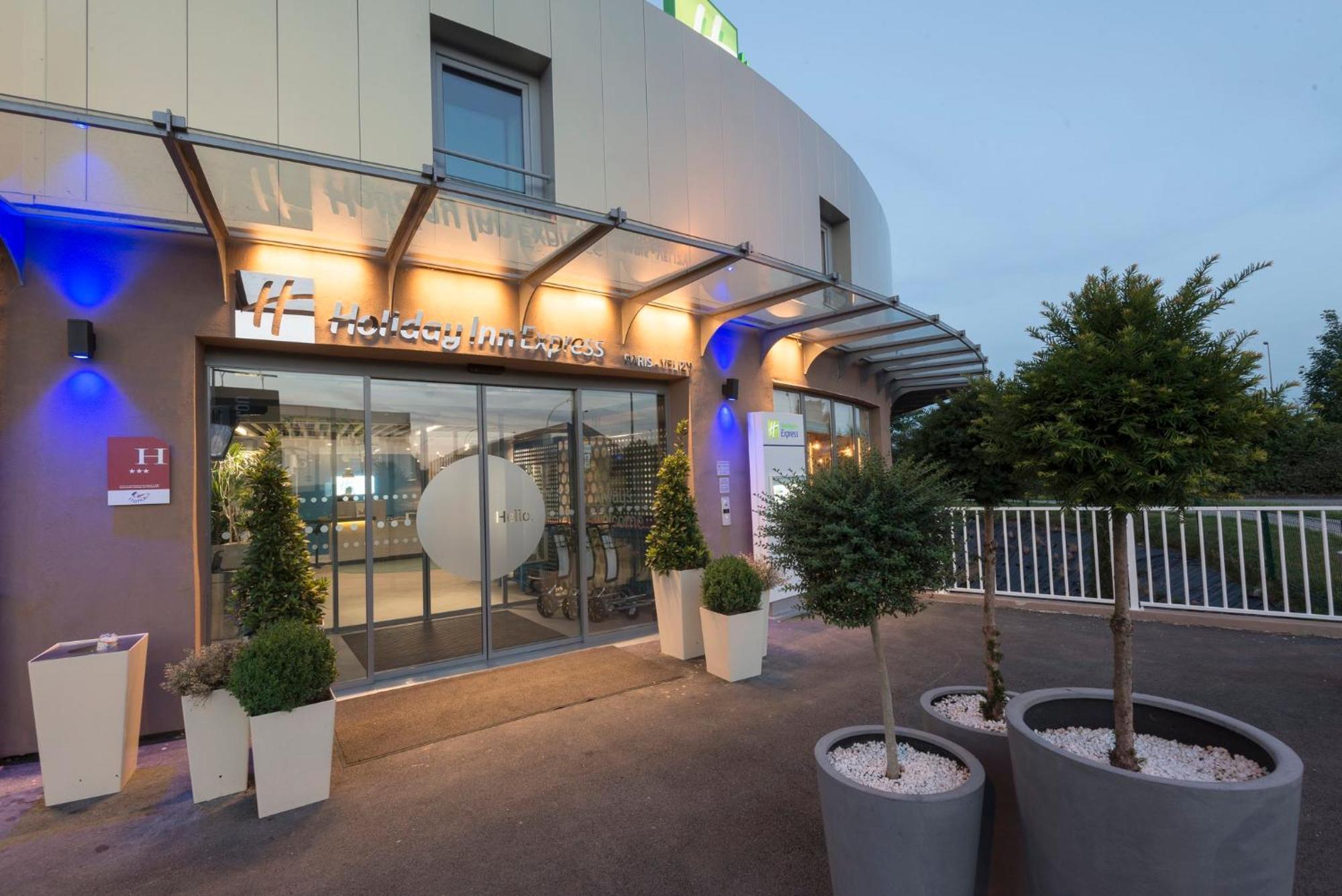 Holiday Inn Express Paris - Velizy, An Ihg Hotel Buitenkant foto